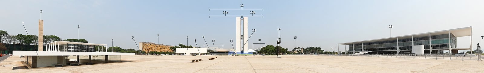 Vista da Praça dos Três Poderes, em Brasília, onde ficam o Congresso Nacional e o Palácio do Planalto.