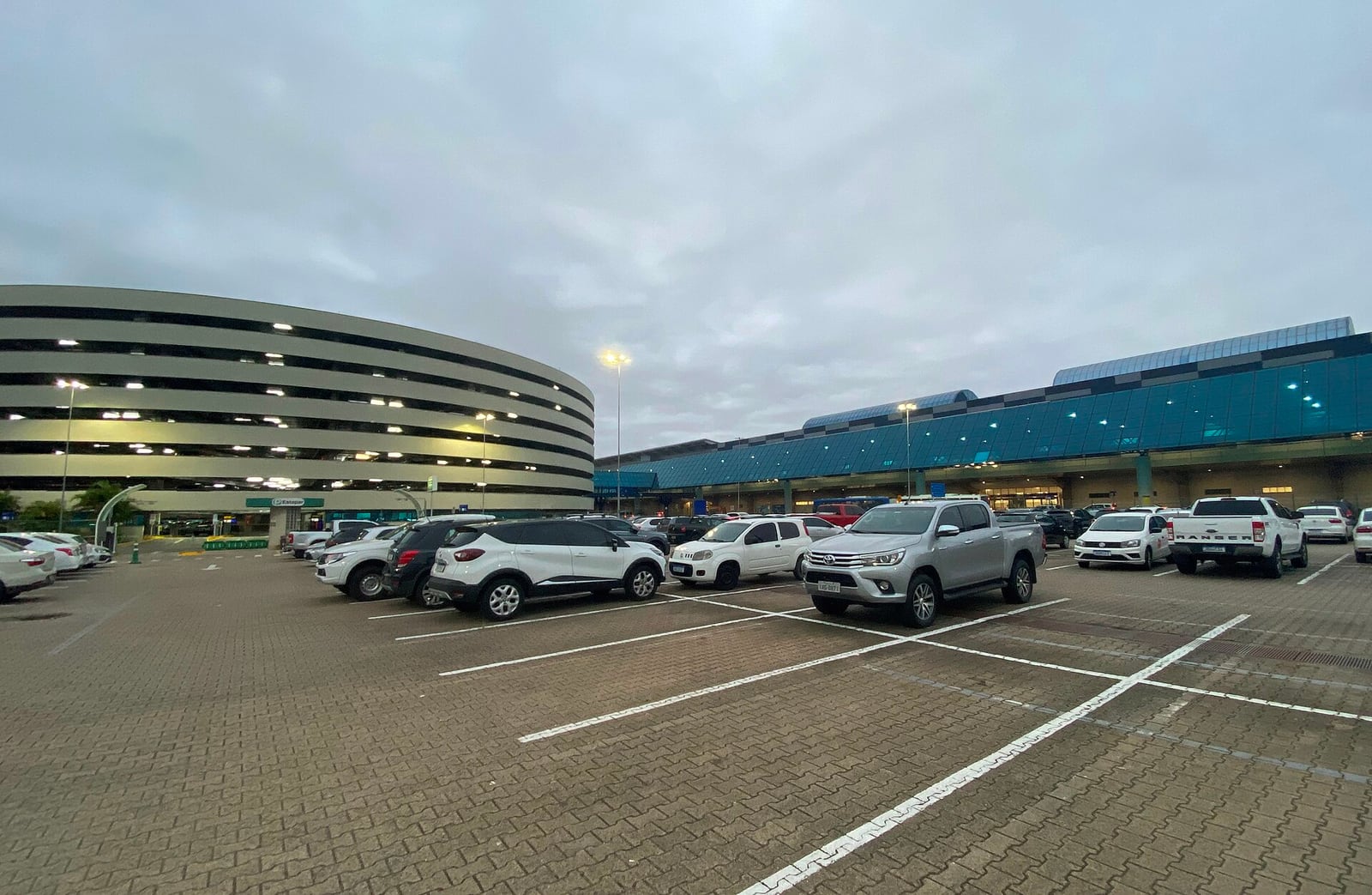 Aeroporto Internacional Salgado Filho, em Porto Alegre.
