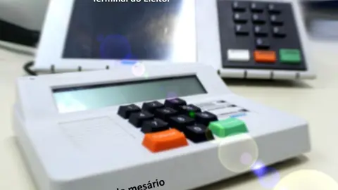 Foto: Urna de Marau tem tecla 3 colada e é trocada por equipamento de contingência
