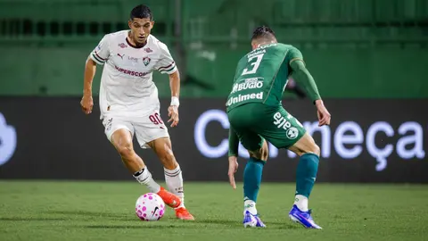 Foto: Chapecoense vence o Fluminense por 2 a 1, e o Flu soma a 3ª derrota seguida