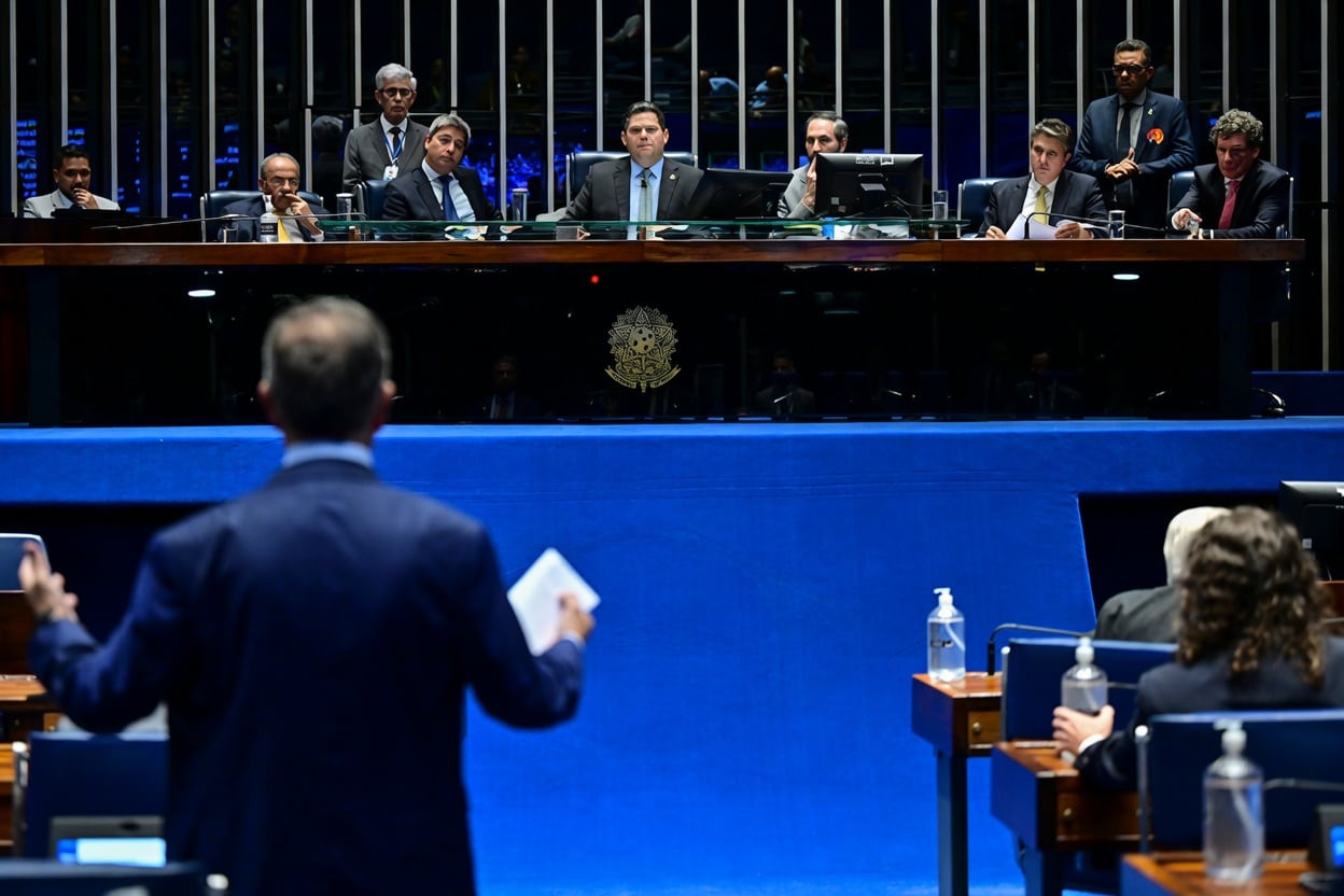 Sessão do Plenário do Senado, onde a MP da obrigatoriedade do Enamed foi aprovada.