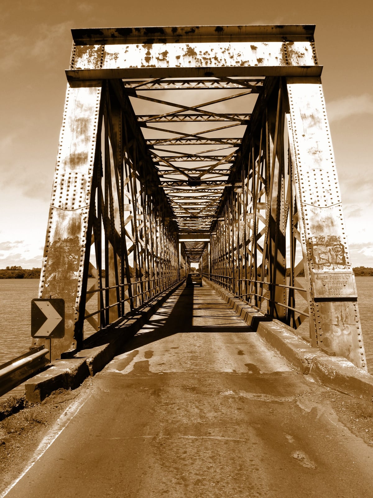 Ponte sobre o Rio Ibicuí, na BR-472, entre Itaqui e Uruguaiana. (Arquivo Bairrista)