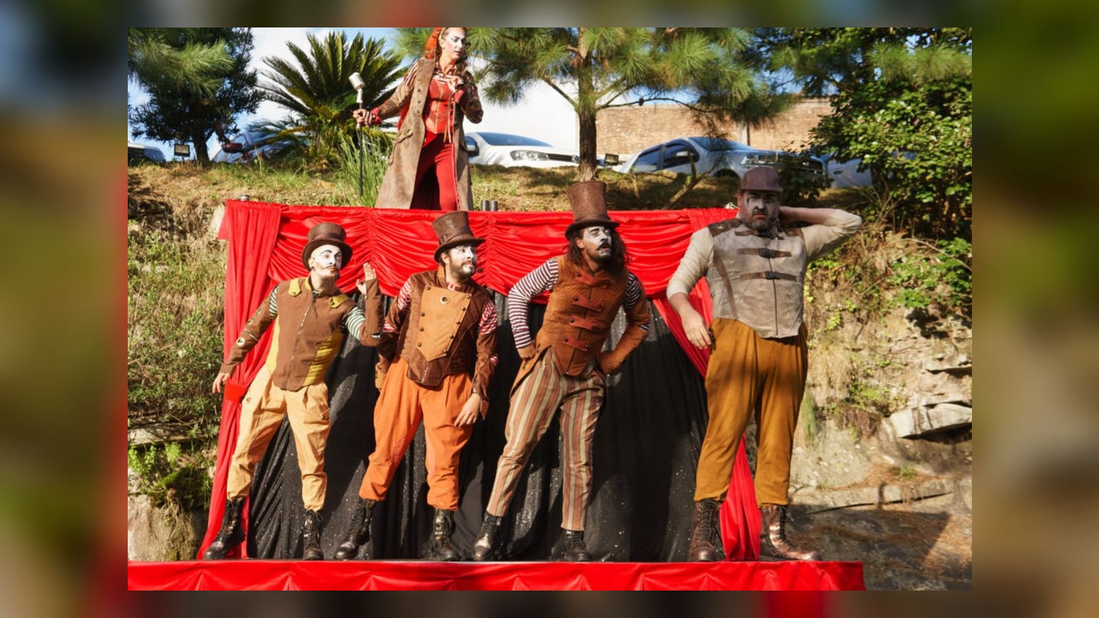 Cartaz do evento Contação de História com Aline Luz e espetáculo Superfície do Tempo