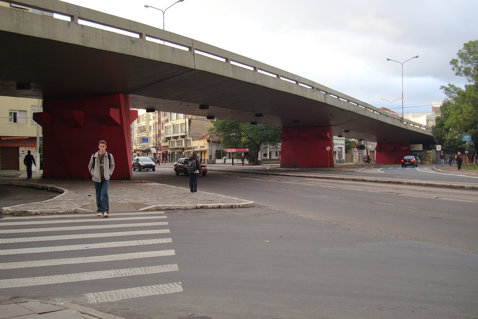 Viaduto Tiradentes, em Porto Alegre, local onde o gari Gelson da Silva Soares foi morto. Foto: Eugenio Hansen, OFS