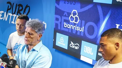 Renato Portaluppi em entrevista coletiva na Arena do Grêmio, em 23/10/2026.