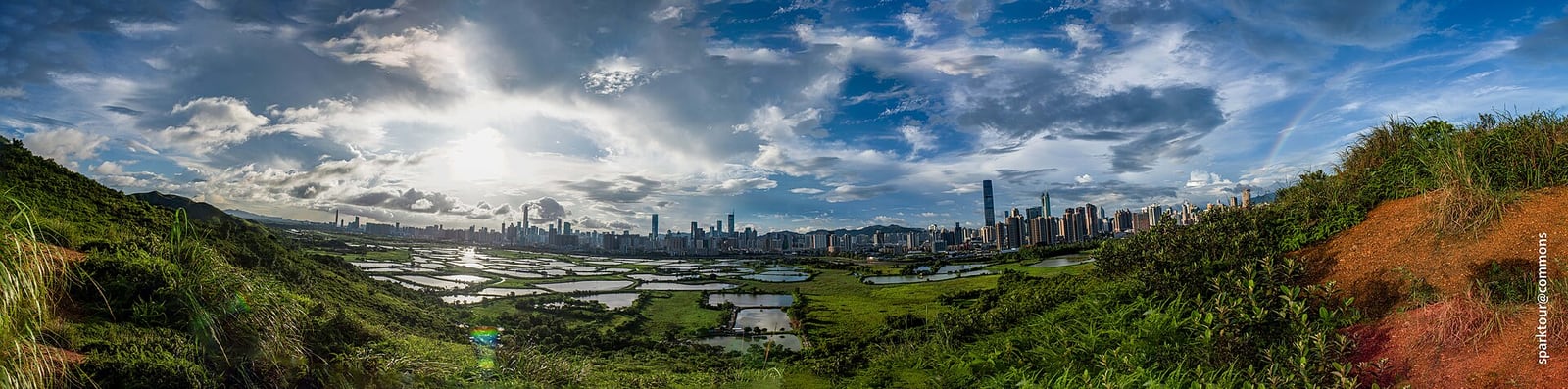 Vista do skyline de Shenzhen, cidade chinesa onde a Apec deve reunir líderes em novembro.