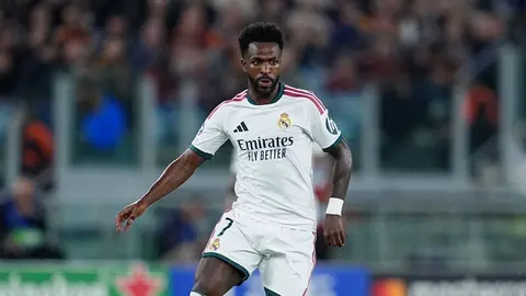 Foto: Vini Jr. sobe ao 5º lugar entre os jogadores mais bem pagos do mundo, diz Forbes