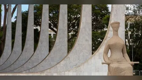 Foto: Fachin diz que democracias são corroídas "por dentro" em meio à crise do caso Master