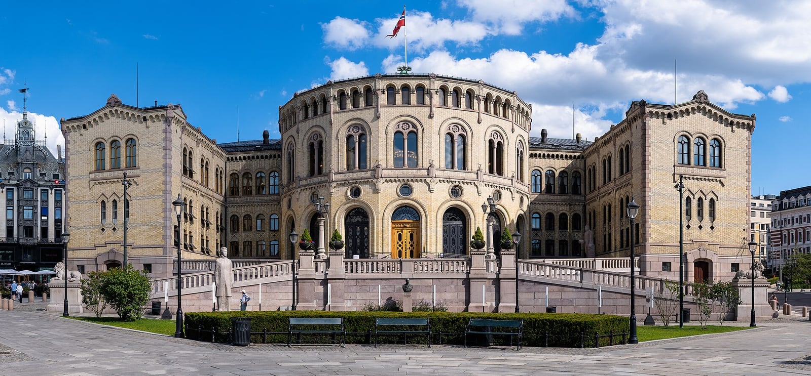 Fachada do Stortinget, o Parlamento da Noruega, em Oslo.