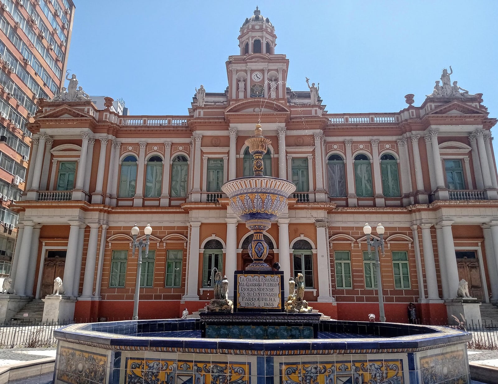 Fachada do Paço dos Açorianos, sede da Prefeitura de Porto Alegre (foto de arquivo).