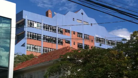 Prédio do Foro Trabalhista de Porto Alegre, sede do TRT4.